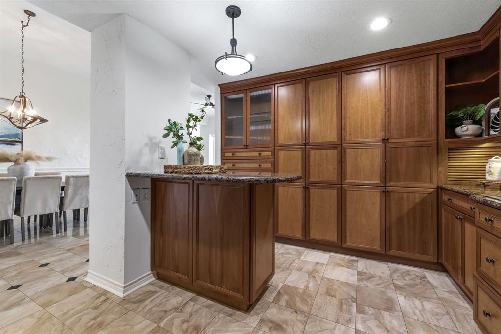 Bonaventure Condo - Residential