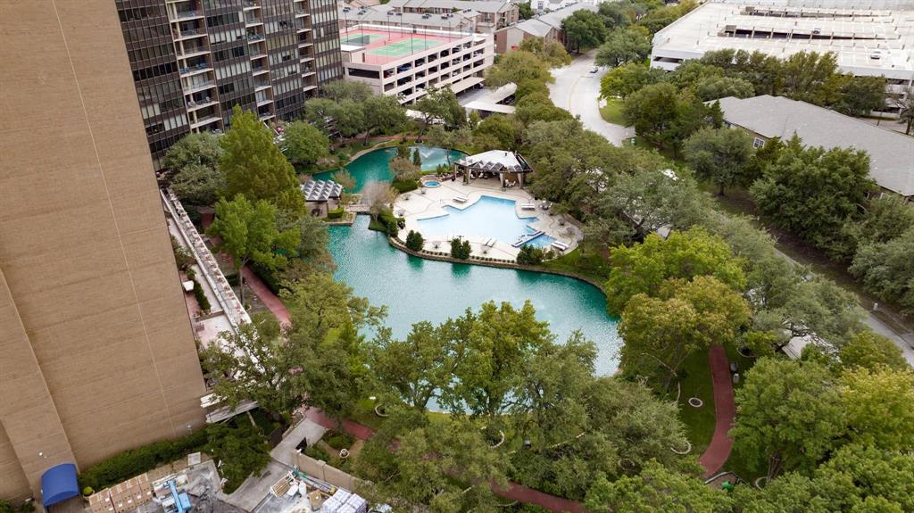 Bonaventure Condo - Residential
