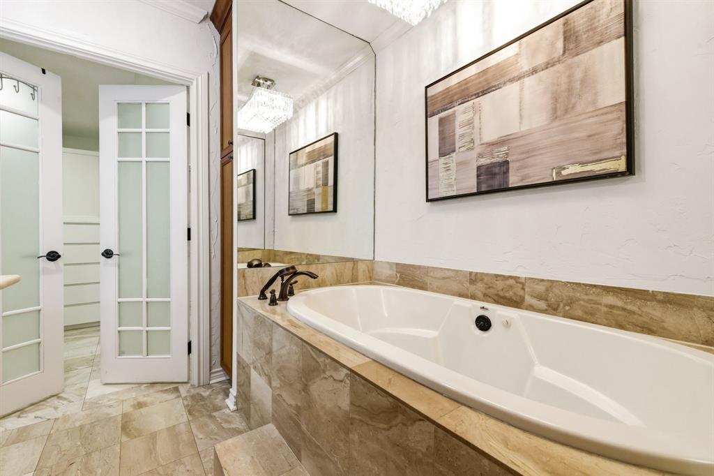 Bonaventure Condo - Residential
