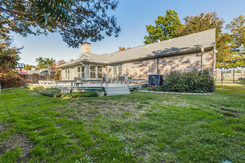 Walnut Hills Manor 02 - Residential