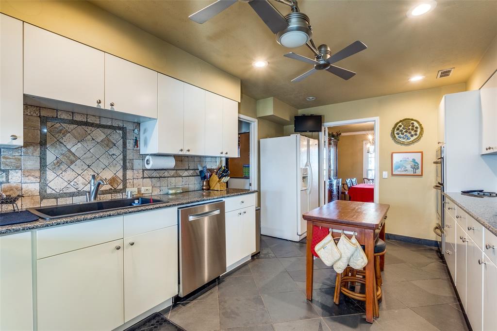Walnut Hills Manor 02 - Residential