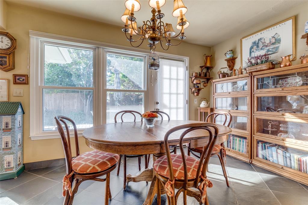 Walnut Hills Manor 02 - Residential