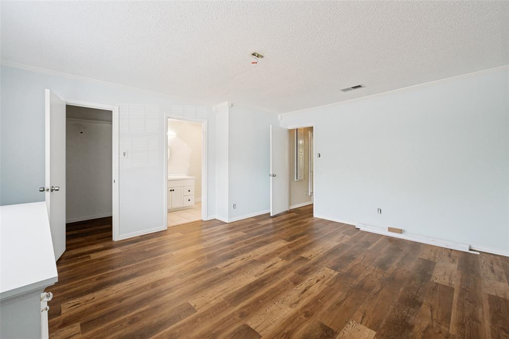 Arlington Downs Twnhs - Residential