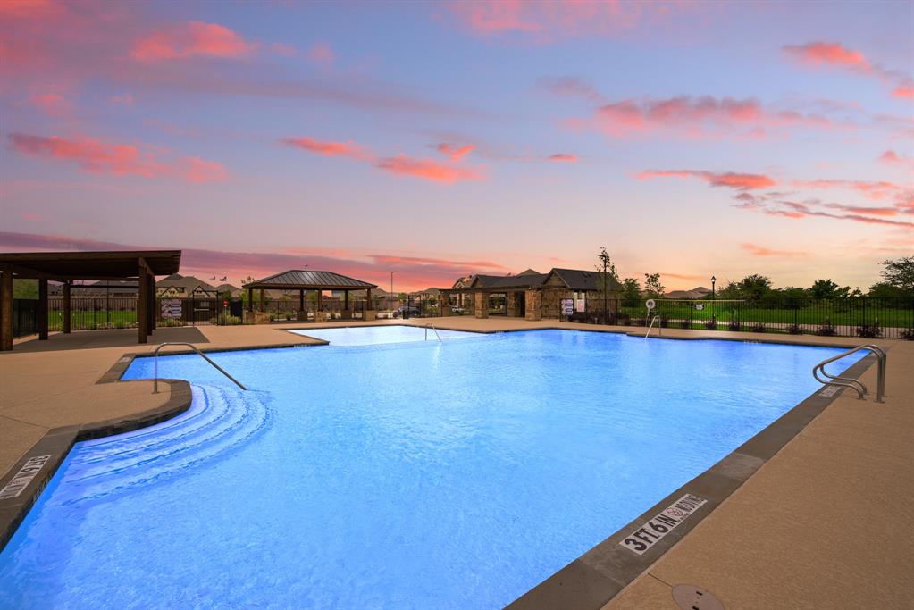 The Oaks - Residential