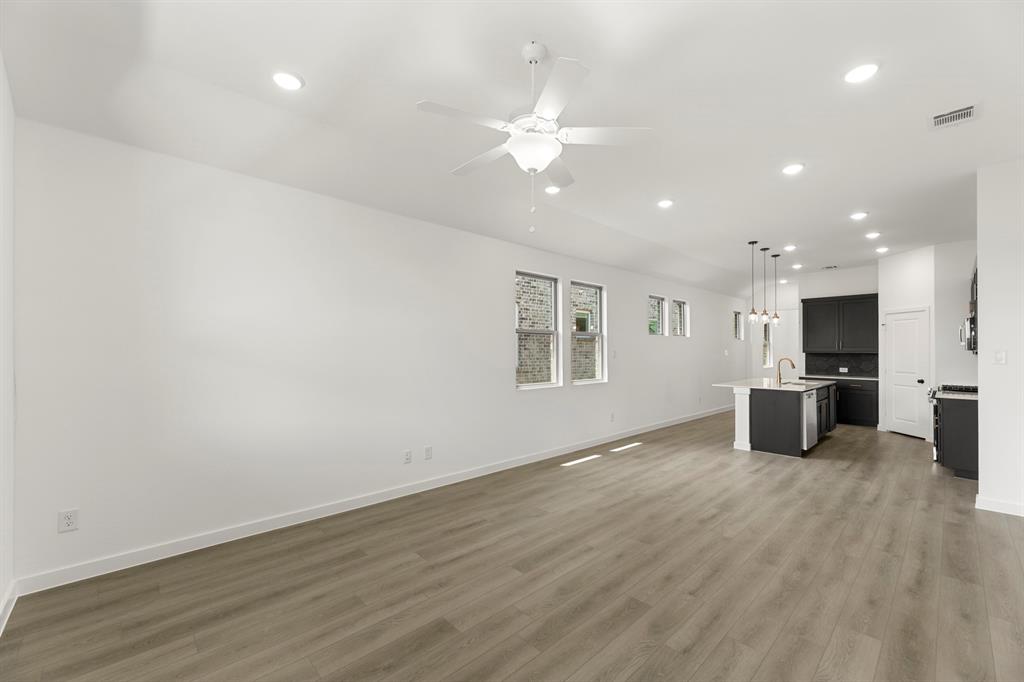 Creekview Fossil Ridge - Residential