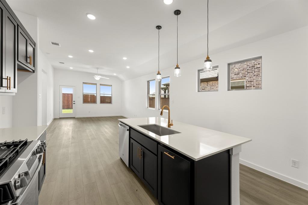 Creekview Fossil Ridge - Residential