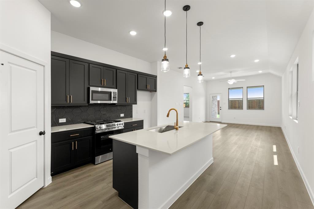 Creekview Fossil Ridge - Residential