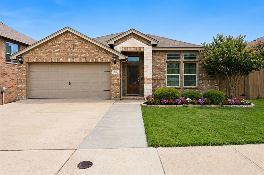 Beautifully designed 3-bedroom, 2-bath home with a dedicated office located in the desirable Sunview Addition. Situated on an elevated lot with scenic views, this home offers an inviting open-concept floor plan perfect for both everyday living and entertaining. The spacious primary suite features a relaxing sitting area, creating the perfect private retreat. Throughout the home, you’ll find custom cabinetry, quality finishes, and an attractive Austin stone exterior that adds timeless curb appeal. Conveniently located near shopping, dining, and major freeways, this property offers quick access to
major sports arenas and entertainment venues within approximately 20 minutes. A wonderful combination of comfort, style, and location!