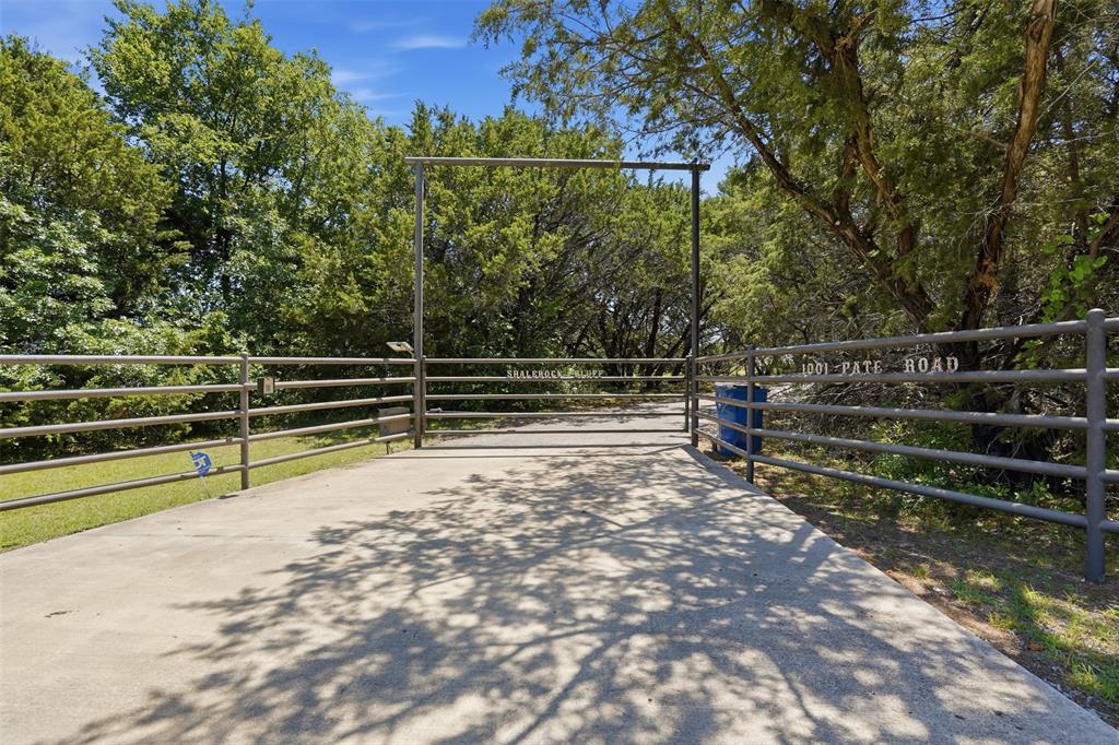 ACRES: 4.495 ABST: 582 SURVEY: HAYNES BLUFORD TR: - Residential