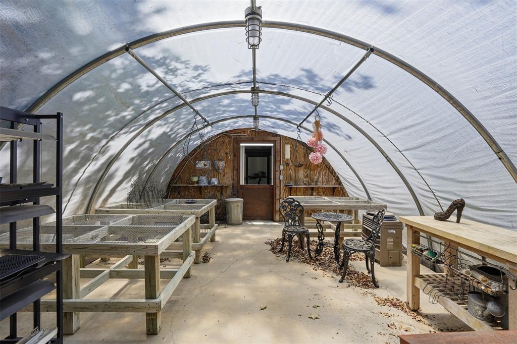 ACRES: 4.495 ABST: 582 SURVEY: HAYNES BLUFORD TR: - Residential