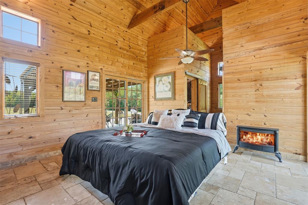 ACRES: 4.495 ABST: 582 SURVEY: HAYNES BLUFORD TR: - Residential