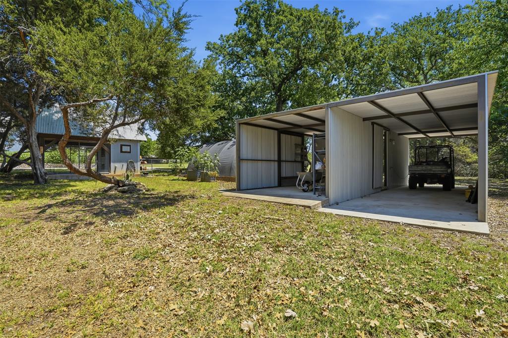 ACRES: 4.495 ABST: 582 SURVEY: HAYNES BLUFORD TR: - Residential