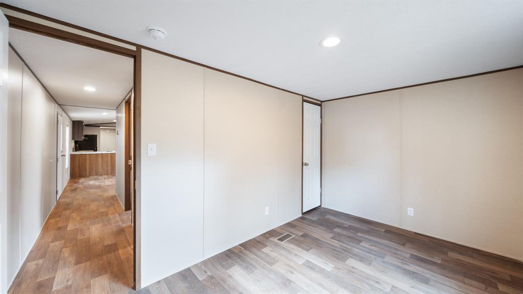 Royal Oaks - Residential
