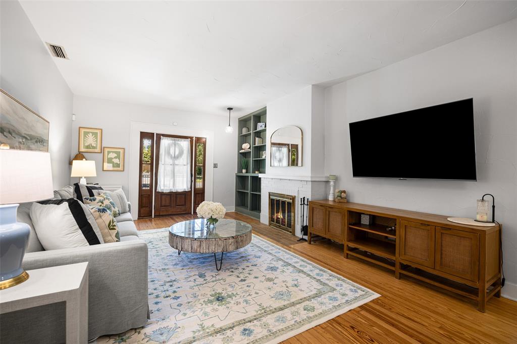 Oak Cliff Annex - Residential