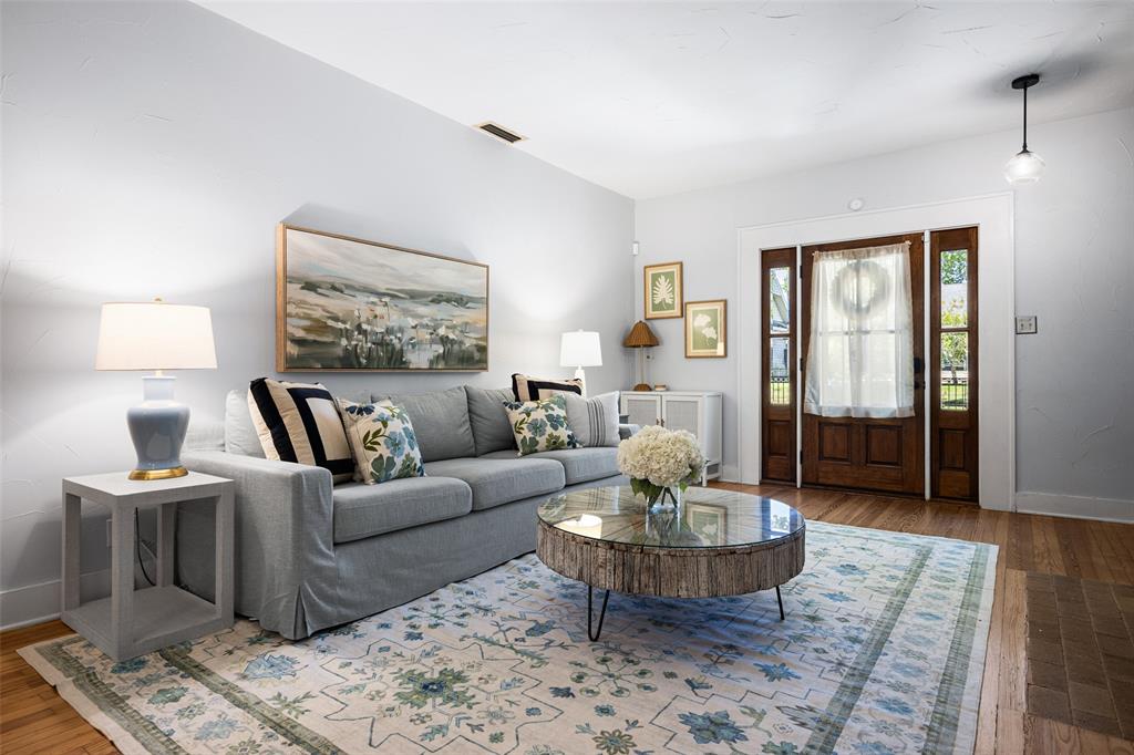 Oak Cliff Annex - Residential