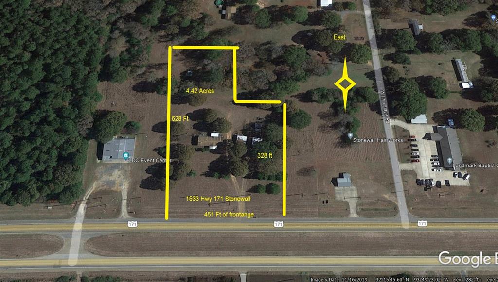 The town of Stonewall is in the heart of the Haynesville Shale and one of the fastest growing communities in the Ark-La-Texas. Alcohol sales could be approved  in the spring of 2025 and Stonewall could benefit from federal money allocated to build a North Desoto Parish Sewer District. This property is on HWY 171 inside Stonewall and has city water. Owner occupied.