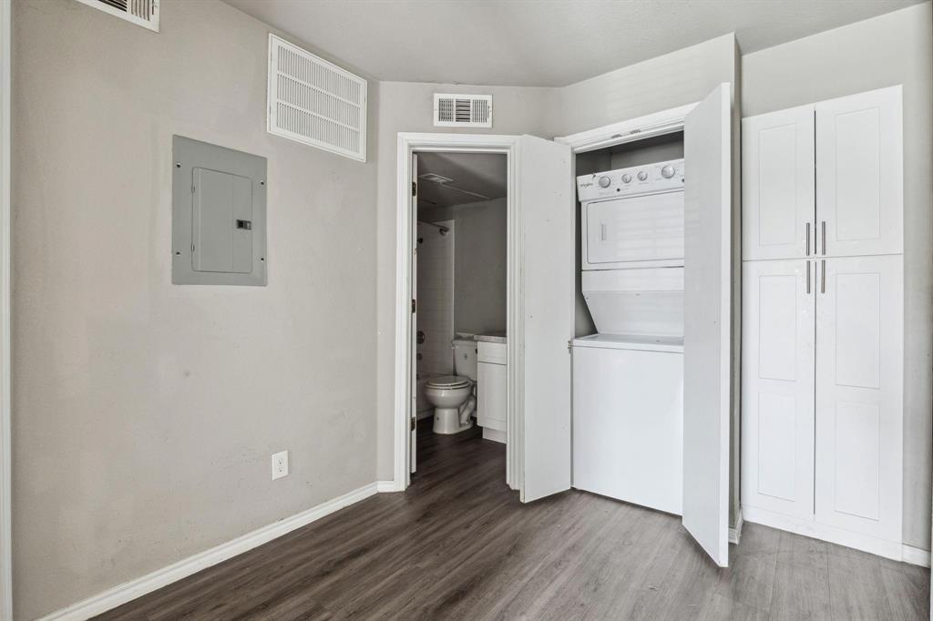 Royal Lane Highlands Condos - Residential Lease