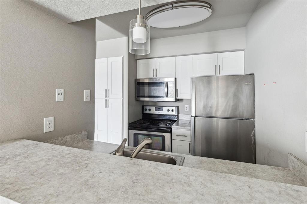 Royal Lane Highlands Condos - Residential Lease