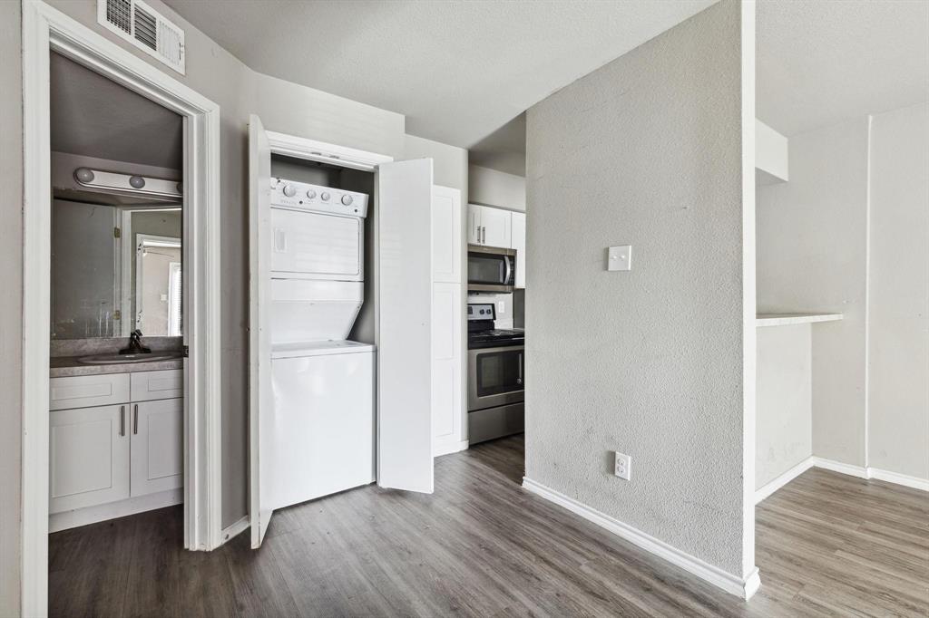 Royal Lane Highlands Condos - Residential Lease