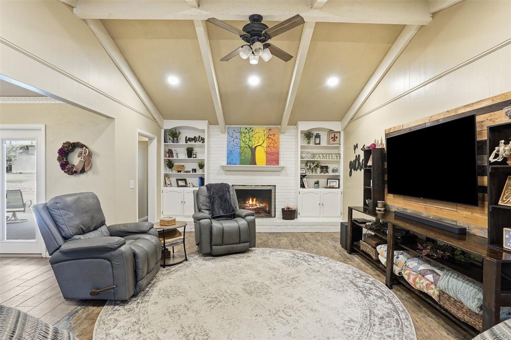 Decordova Bend Estate - Residential