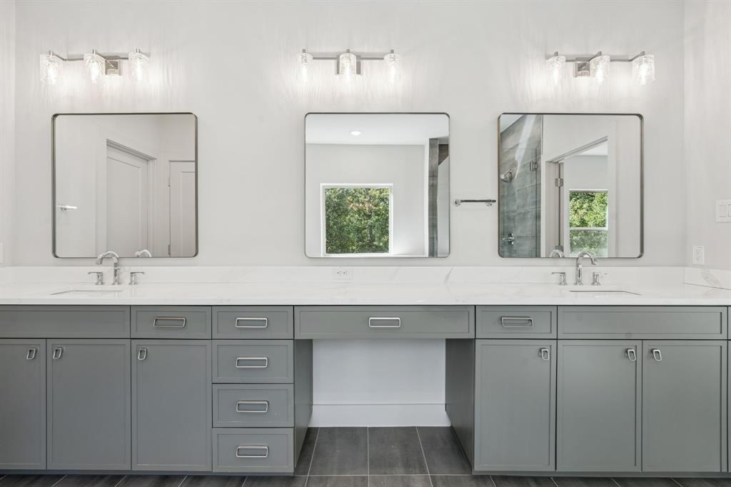 Lewisville Water's Edge II Condominium - Residential