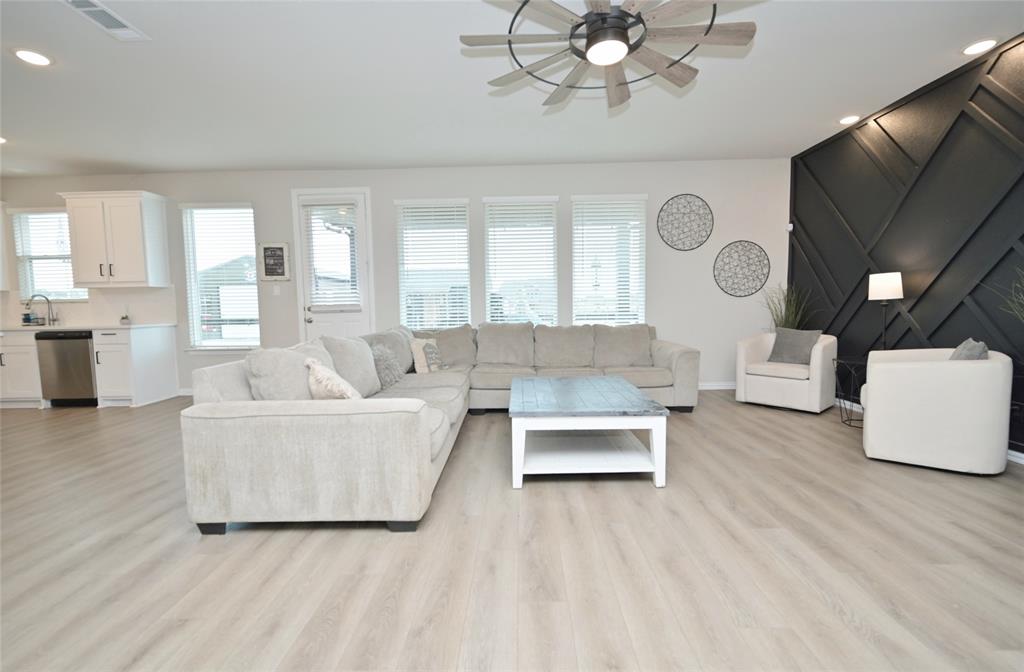 Fairview Mdws Ph 3 - Residential