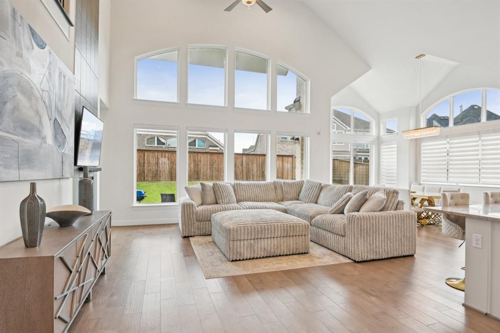 Savannah Ph 8a - Residential