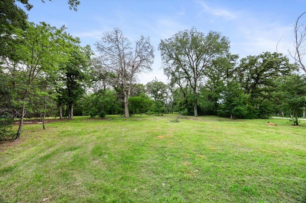 SOUTH LAKE PARK ADDITION - Land