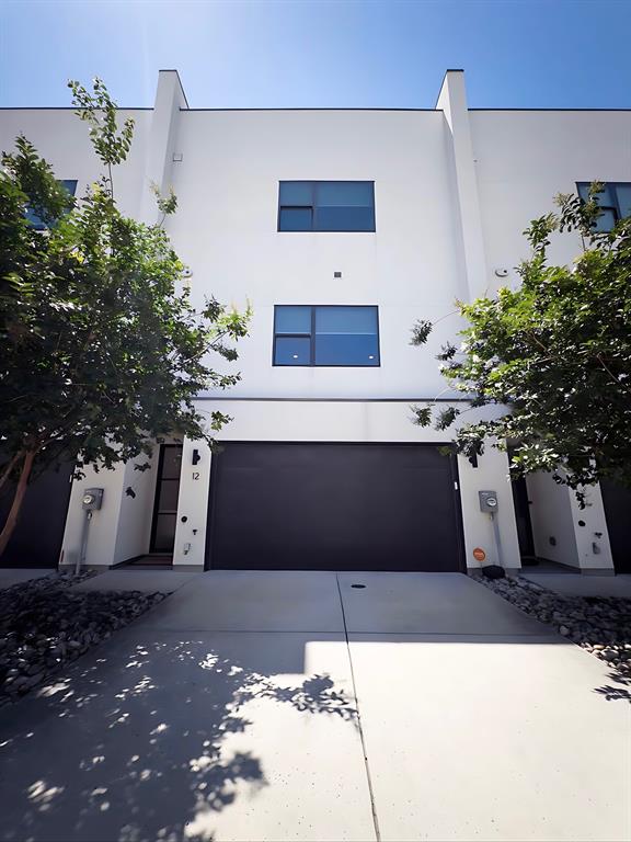 Welcome to Villas on Hutton. Luxury Living in the Heart of the Mercer Crossing Corridor! Don’t miss this stunning 3 bedroom, 3 full bathrooms, 2 half bathrooms, custom townhome offering 2,837 sq ft of sophisticated living across three stories, plus your own private rooftop entertainment deck. One of only 32 exclusive villas in this sought-after community, this home delivers the perfect blend of upscale design and lock-and-leave convenience. Plus, the HOA provides weekly yard maintenance!
The chef’s kitchen features quartz countertops, custom cabinetry, and top-of-the-line appliances while the 8-ft solid-core doors set a tone of quality throughout. Upscale interior touches include decorative lighting,  smart home + sound system wiring, and elegant bar. The elevator makes multi-level living effortless. Step up to your private rooftop oasis; complete with an outdoor kitchen and fireplace — perfect for entertaining under the Texas sky. Also, enjoy resort-style community amenities including a pool and grill.
Located just minutes from DFW International Airport, Downtown Dallas, Las Colinas, and major corridors including I-35, LBJ Freeway (635), and the President George Bush Turnpike. The surrounding Mercer Crossing development puts world-class shopping, dining, and a 5,000-seat outdoor amphitheater with lake views right at your doorstep.
This is luxury townhome living at its finest. Schedule your private showing today!