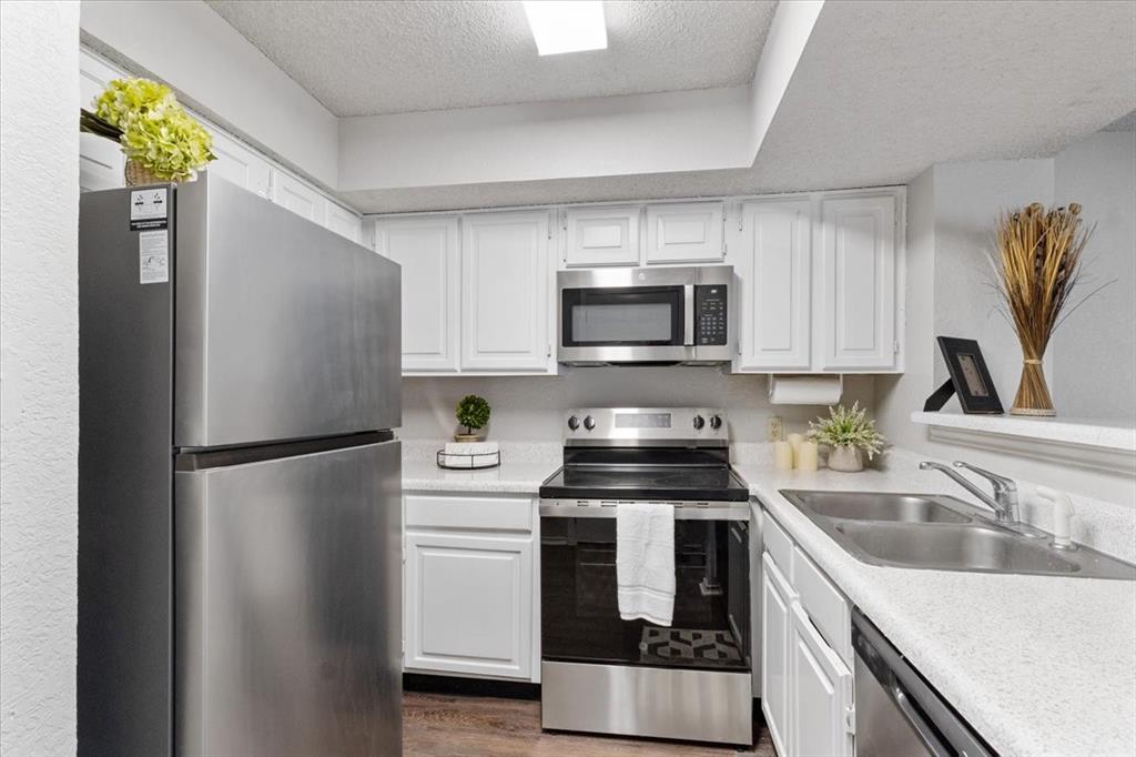 Arlington Oaks Condo - Residential