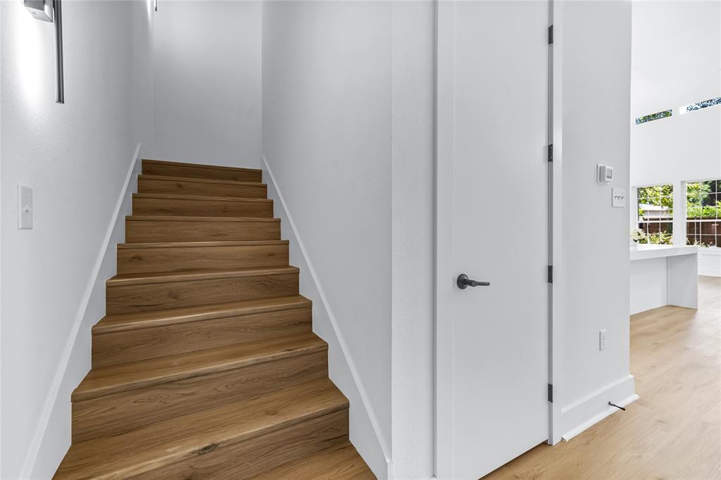 Clifton Place 02 - Residential Income