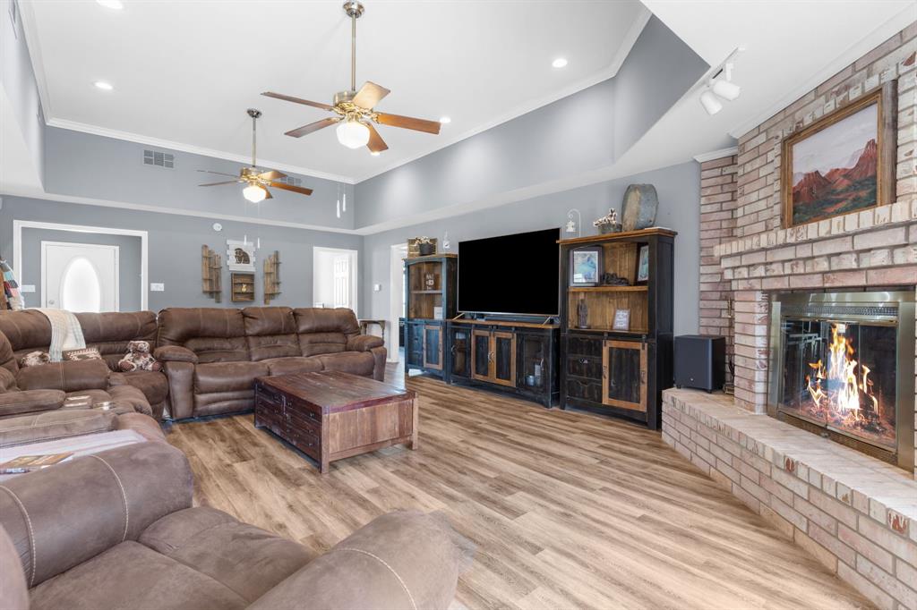 A0165 M BRALEY - Residential