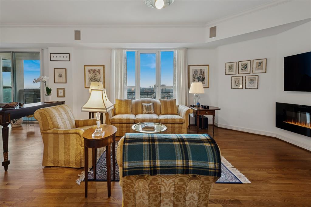 Mayfair at Turtle Creek Condo - Residential