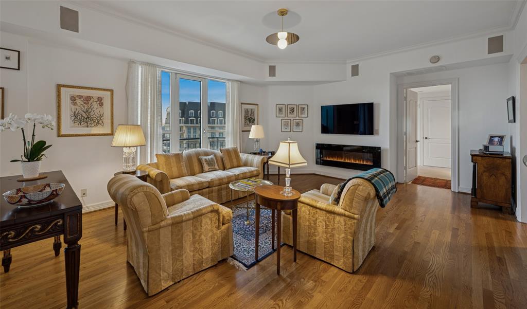 Mayfair at Turtle Creek Condo - Residential