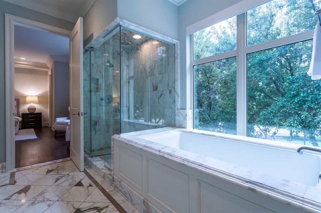 Ritz-Carlton 2 - Residential