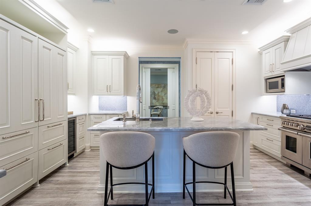 Ritz-Carlton 2 - Residential