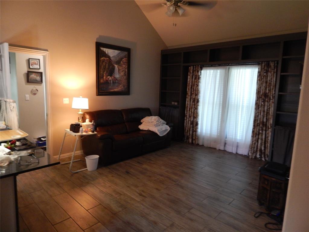 Country East Add - Residential