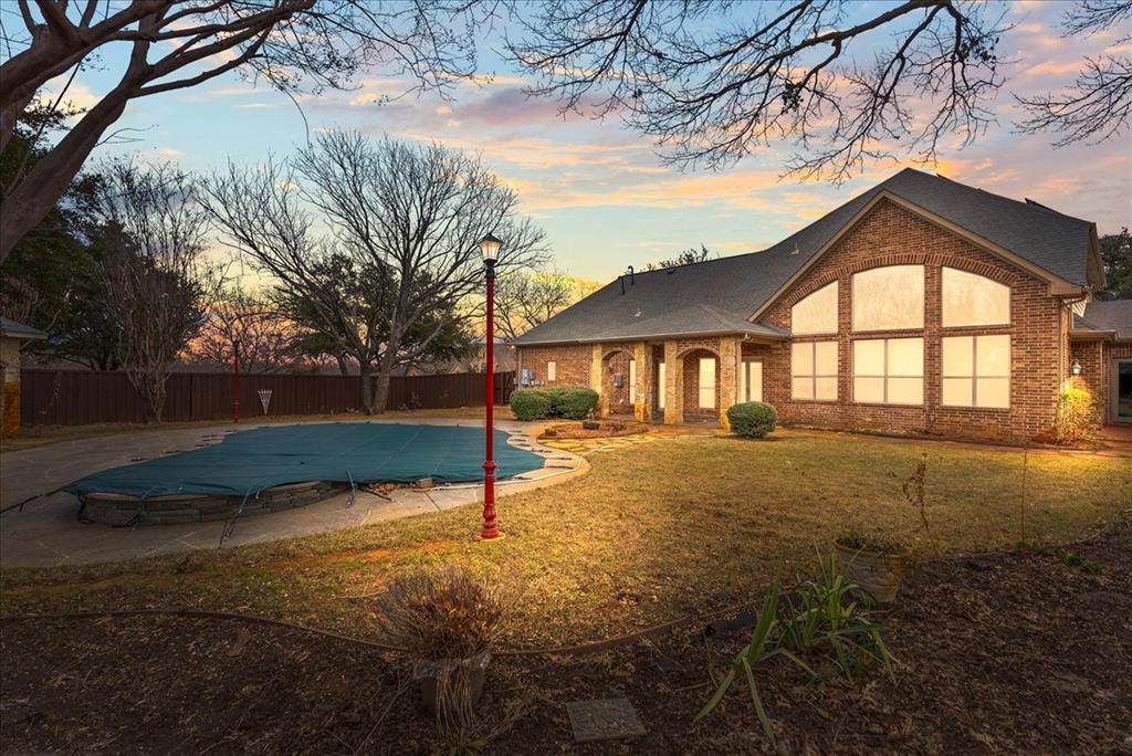 Emerald Sound At Lake Lewisvil - Residential