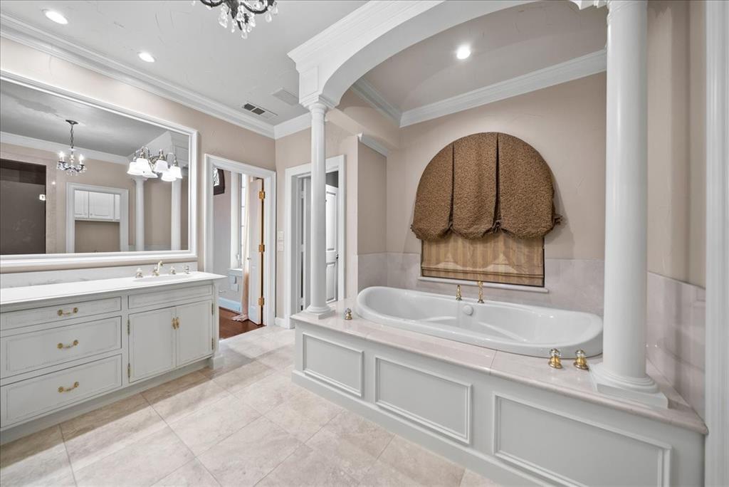 Emerald Sound At Lake Lewisvil - Residential