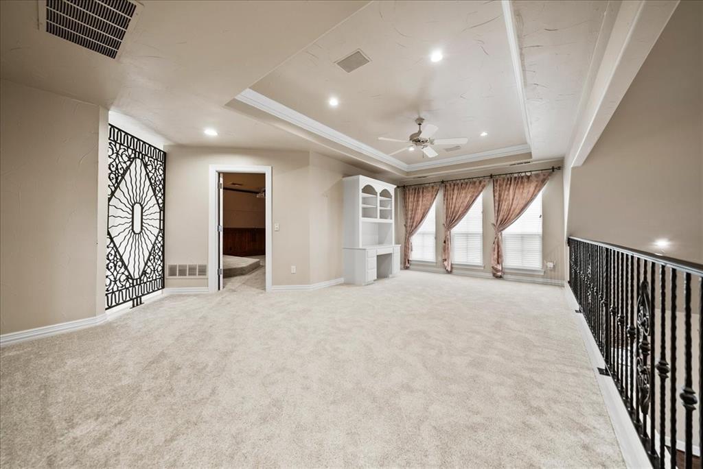 Emerald Sound At Lake Lewisvil - Residential