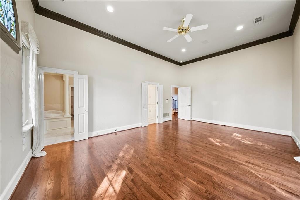 Emerald Sound At Lake Lewisvil - Residential
