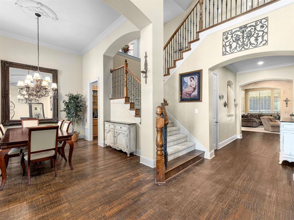 Lacima Manor - Residential