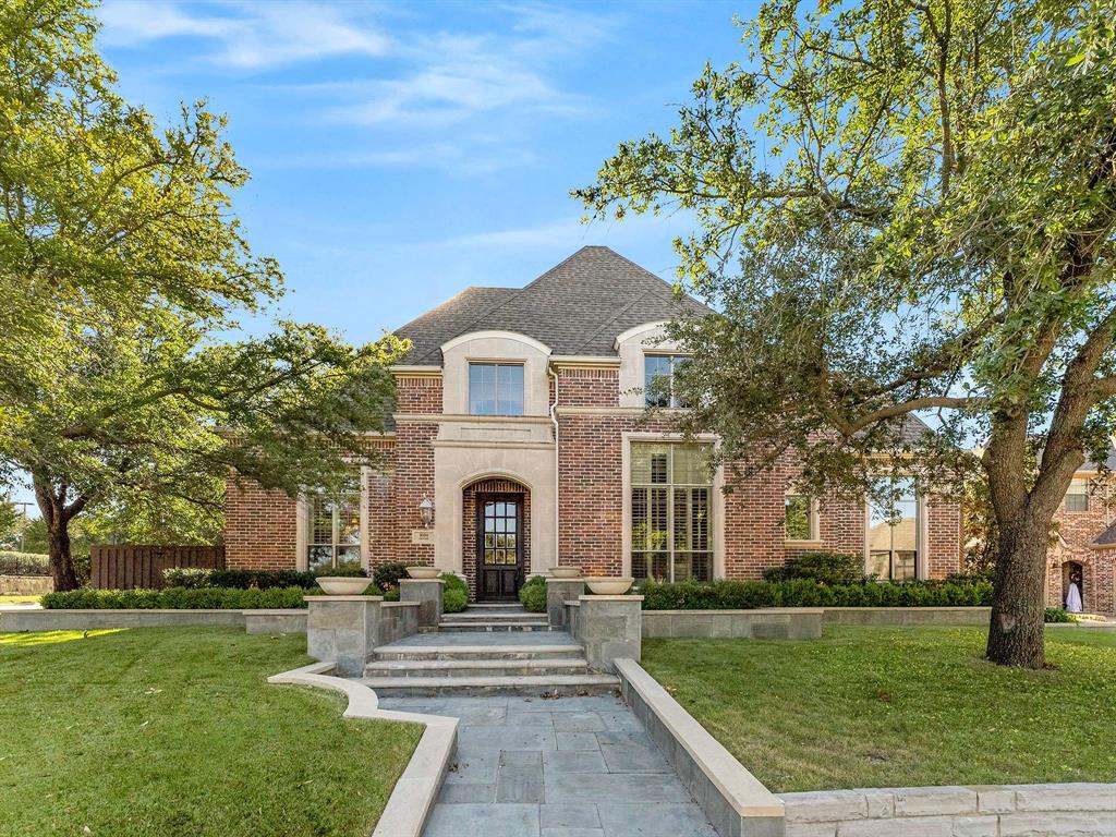 Lacima Manor - Residential