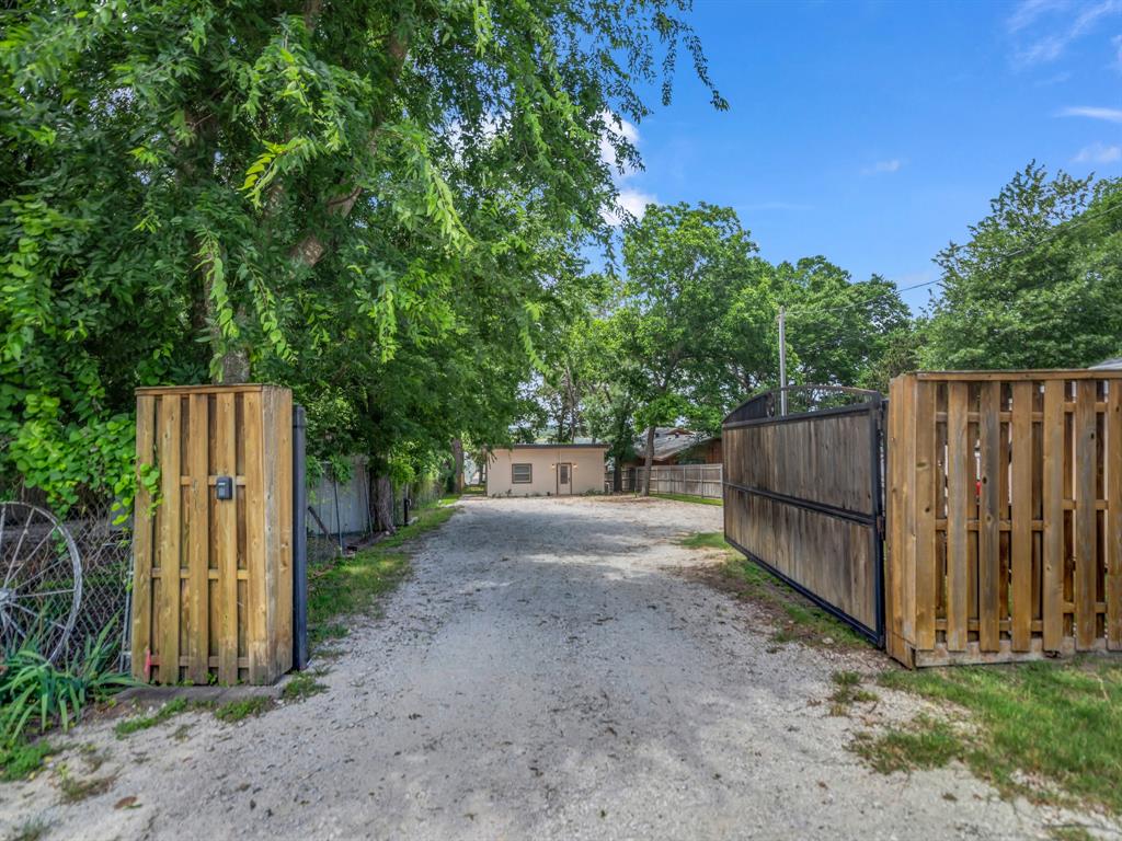 Lake Weatherford - Residential