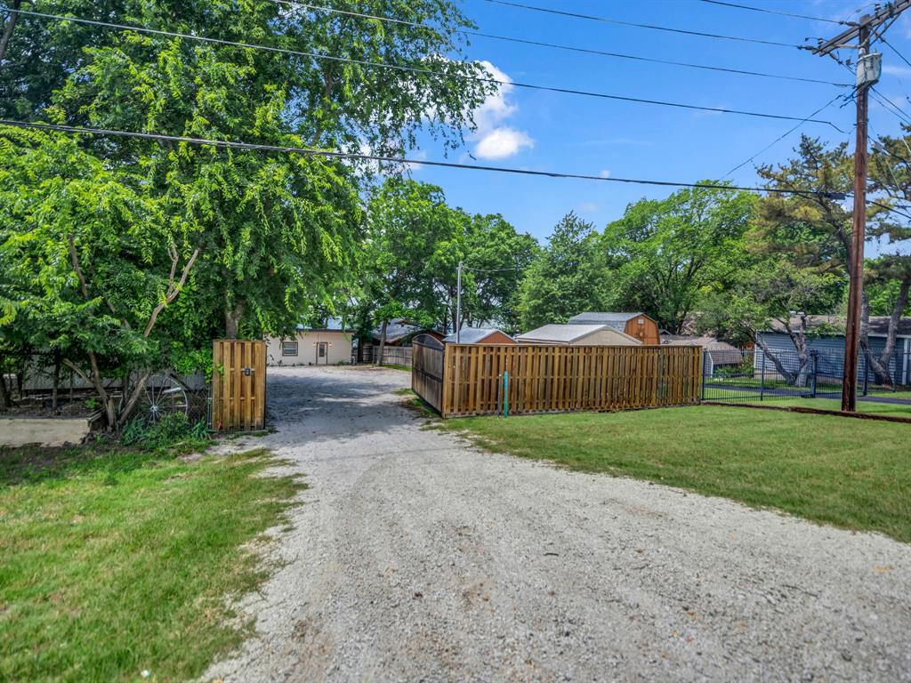 Lake Weatherford - Residential
