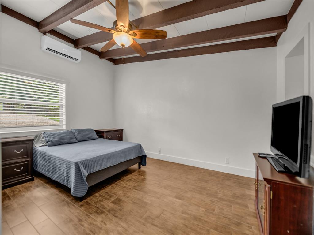 Lake Weatherford - Residential