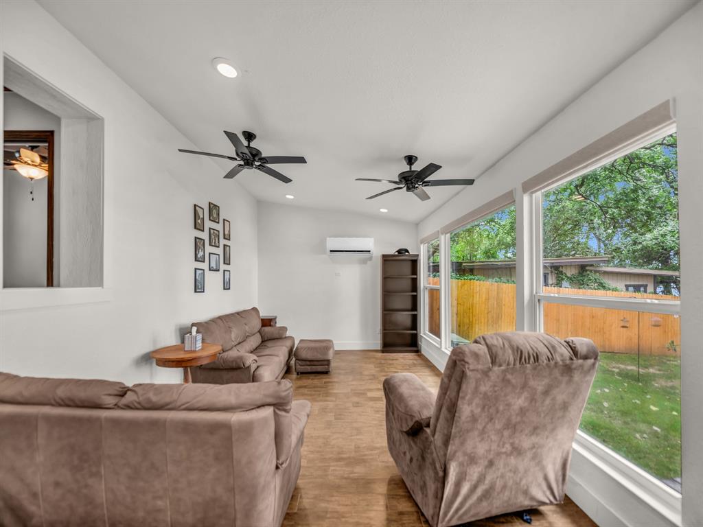 Lake Weatherford - Residential