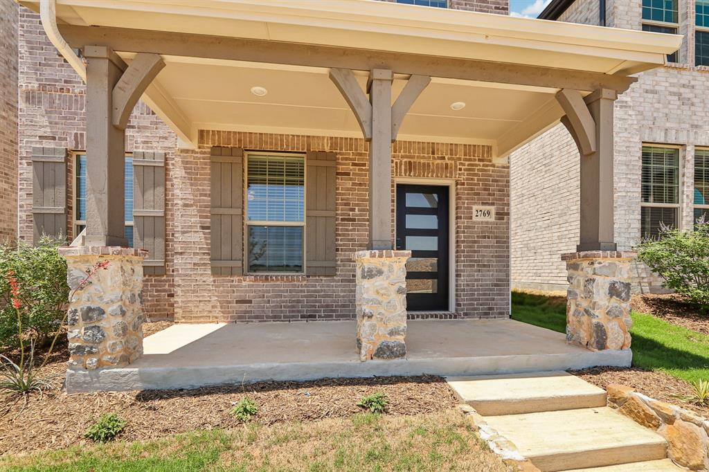 BRAND NEW energy - efficient home Apr 2026! The thoughtfully designed main level brings everyone together with an effortless open concept and useful features. White cabinets with veined white quartz countertops, light tan EVP flooring with light taupe carpet. New energy-efficient move-in ready homes in Dallas-Fort Worth include a washer, dryer, fridge, and whole home blinds, plus they can be closing-ready in 60 days or less–guaranteed. Enjoy a low maintenance lifestyle at Oak Ridge Park and experience amenities including a playground, greenspace, and trails, all with easy access to Corinth, Argyle, Flower Mound and Denton.