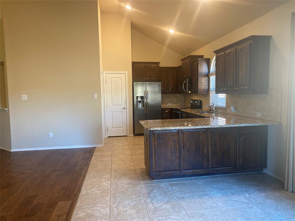 Westover Village Estates Ph - Residential