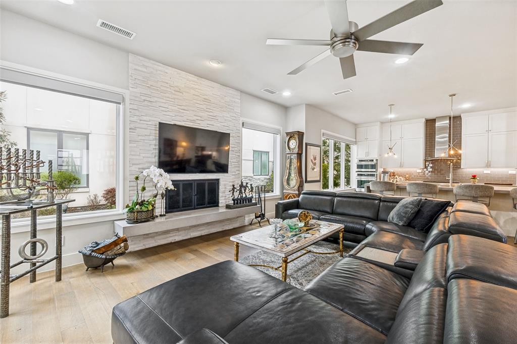 Bentley Place - Residential